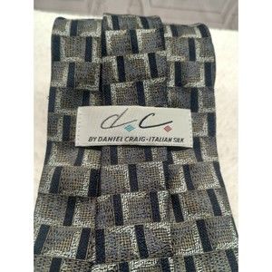 DC By Daniel Craig Italian Silk Men's Tie Gray/Black Geometric Texture Long